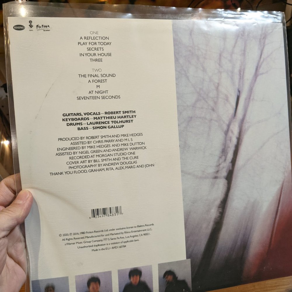 THE CURE - SEVENTEEN SECONDS PICTURE DISC VINYL RECORD RSD 2020 - Picture 2 of 7